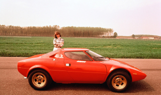 Illustration for article titled The Ten Greatest Car Designers Of All Time